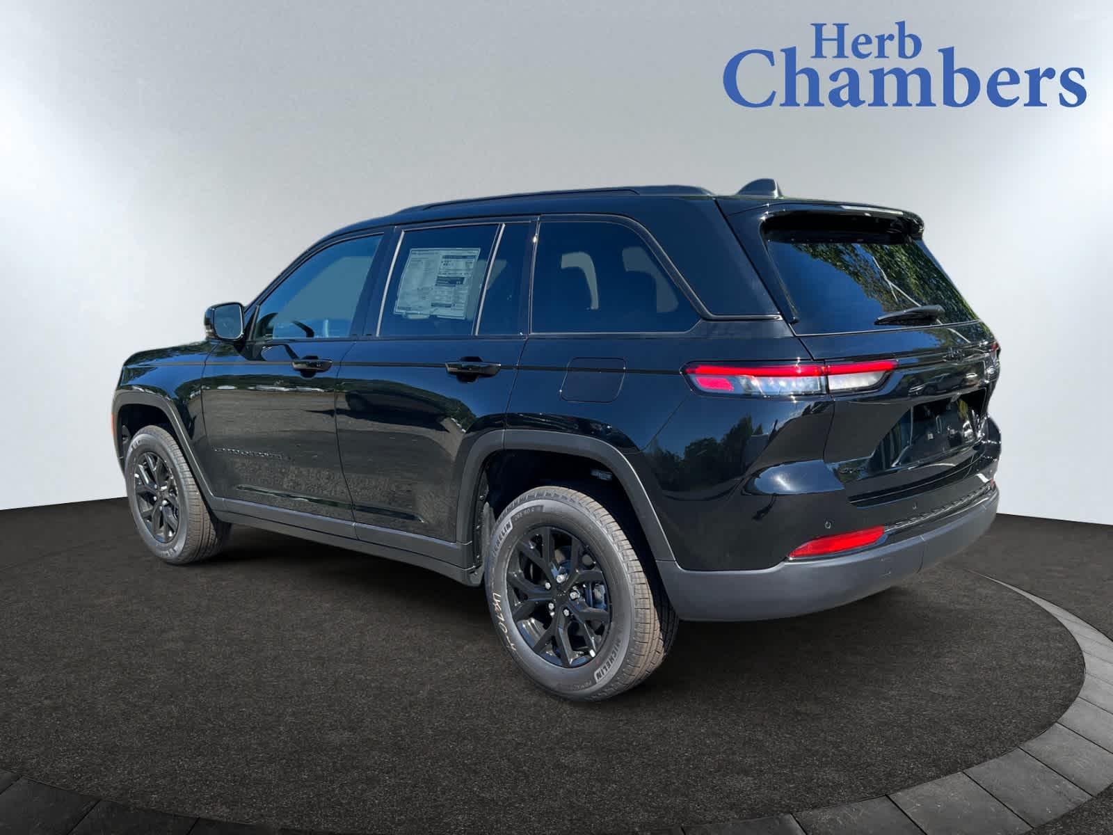 new 2025 Jeep Grand Cherokee car