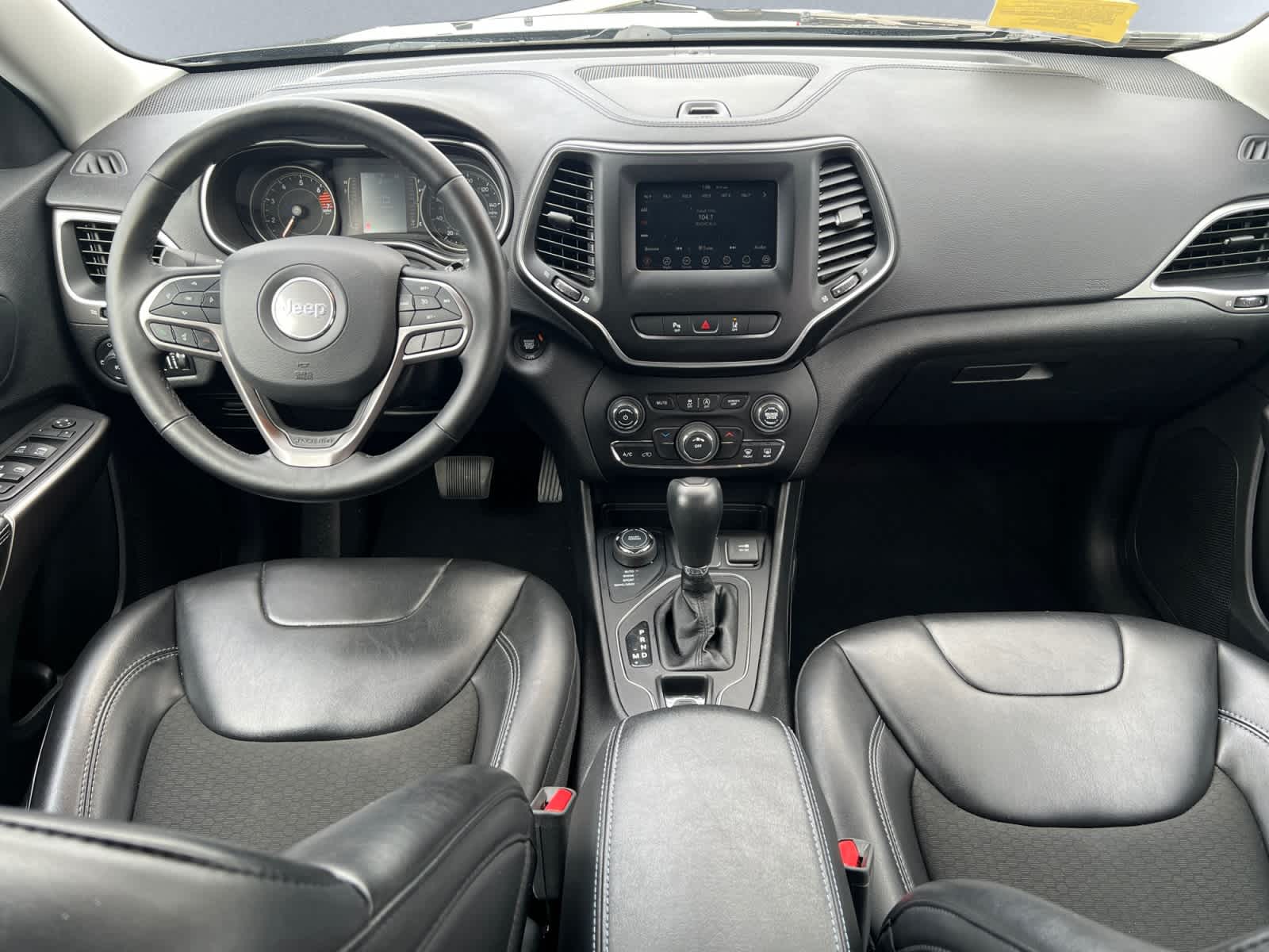 used 2021 Jeep Cherokee car, priced at $20,497