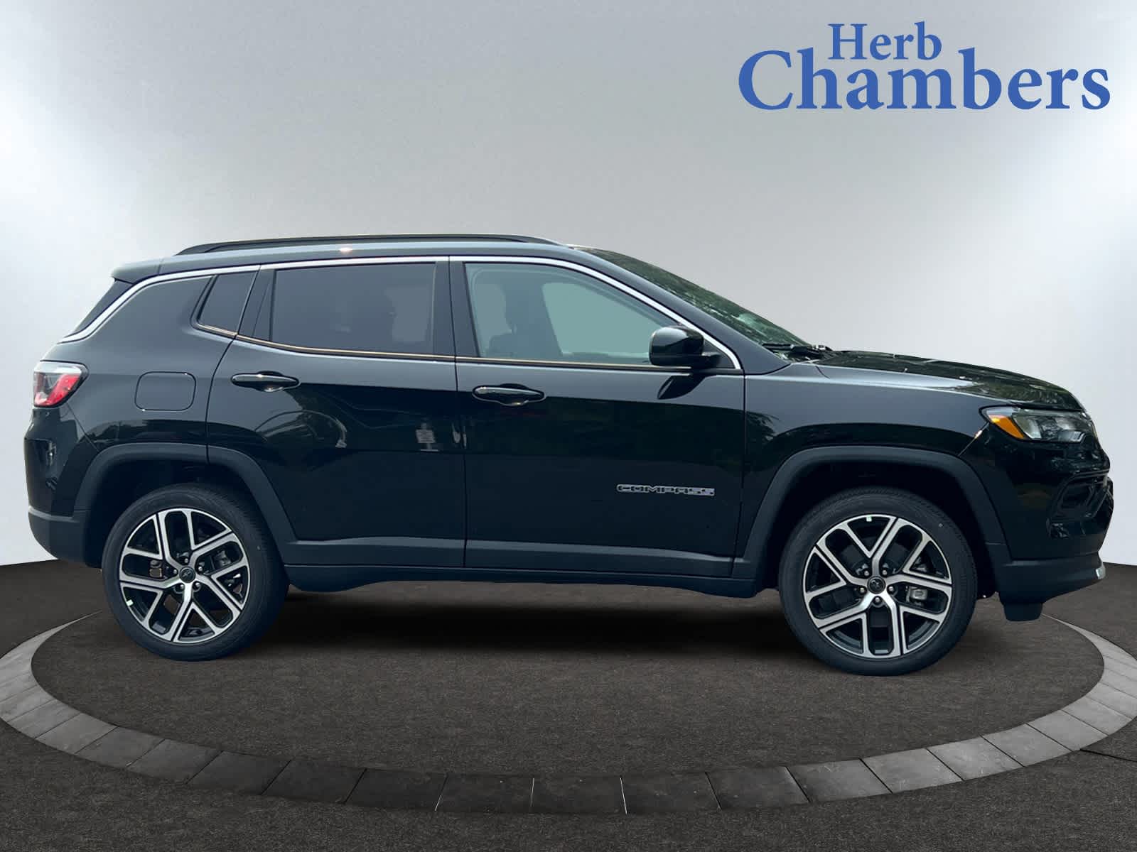 new 2025 Jeep Compass car, priced at $37,260