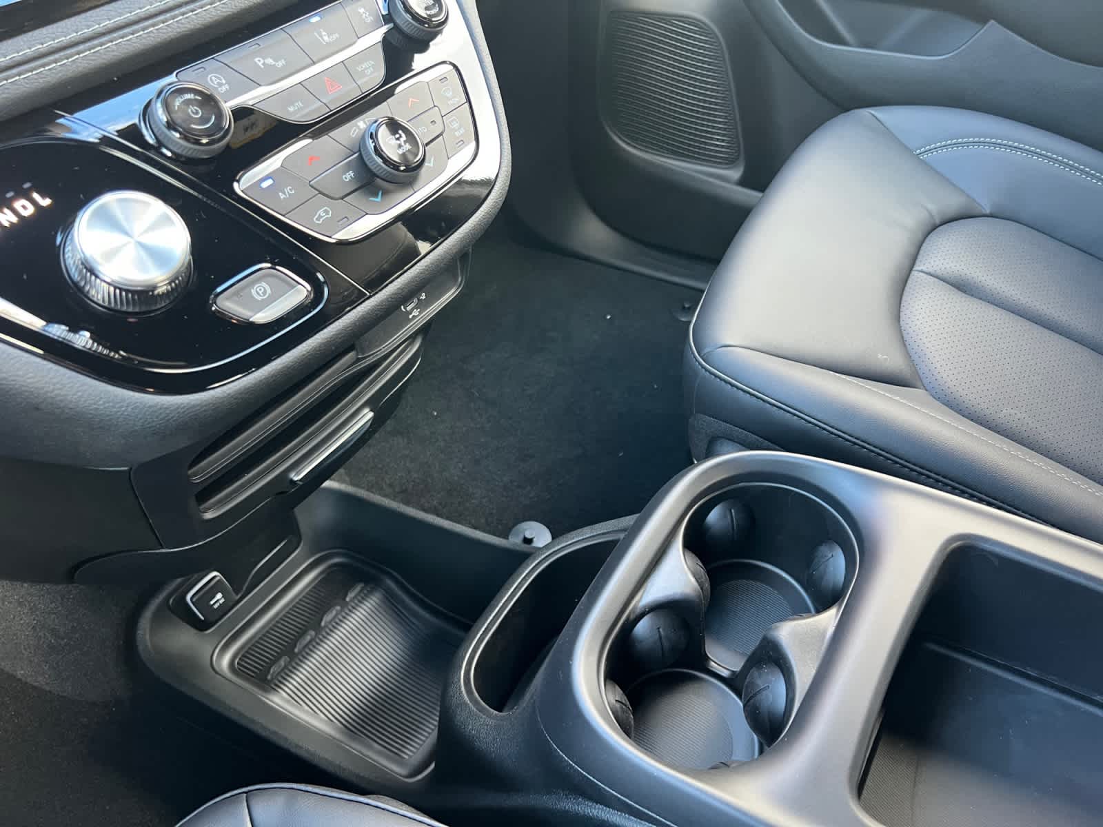 new 2026 Chrysler Pacifica car, priced at $46,335