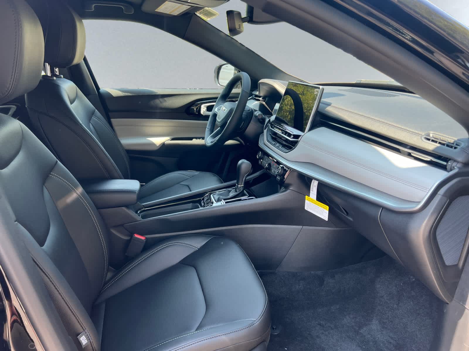 new 2025 Jeep Compass car, priced at $35,085