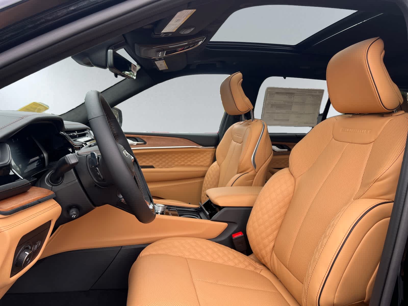 new 2025 Jeep Grand Cherokee car, priced at $67,750