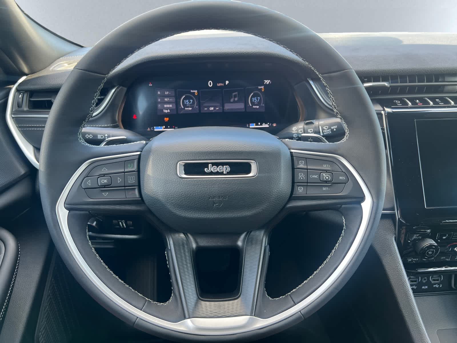 new 2025 Jeep Grand Cherokee car, priced at $44,675