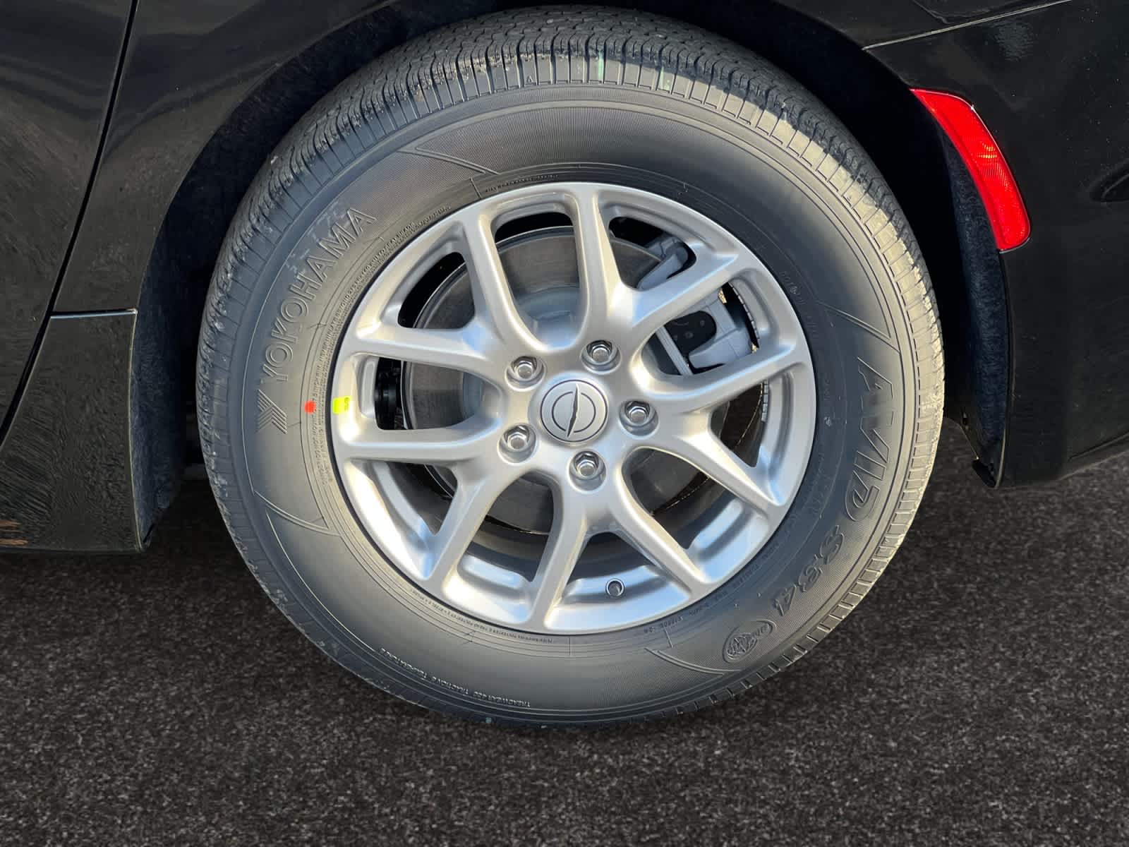 new 2026 Chrysler Pacifica car, priced at $46,335