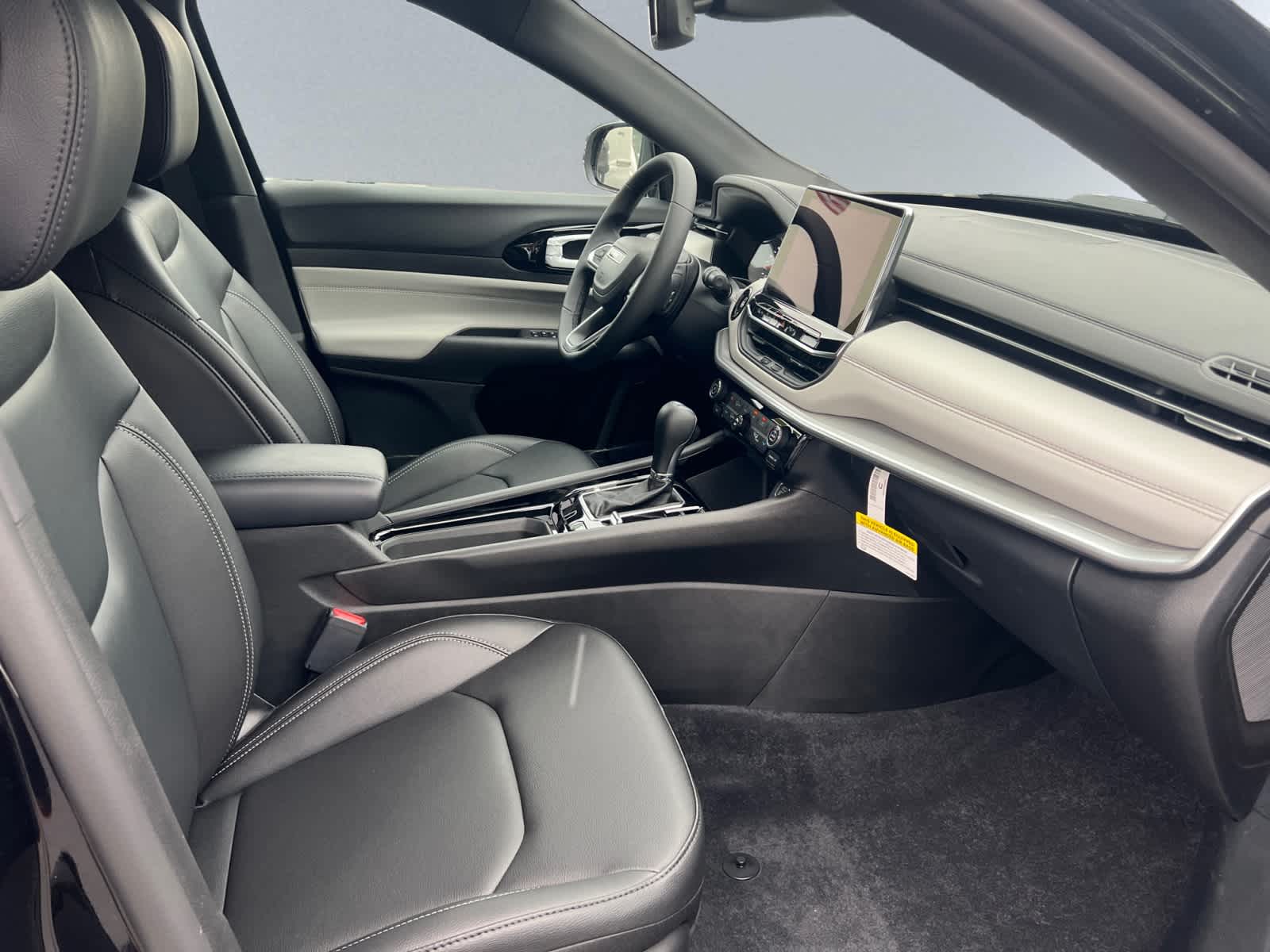 new 2025 Jeep Compass car, priced at $33,985