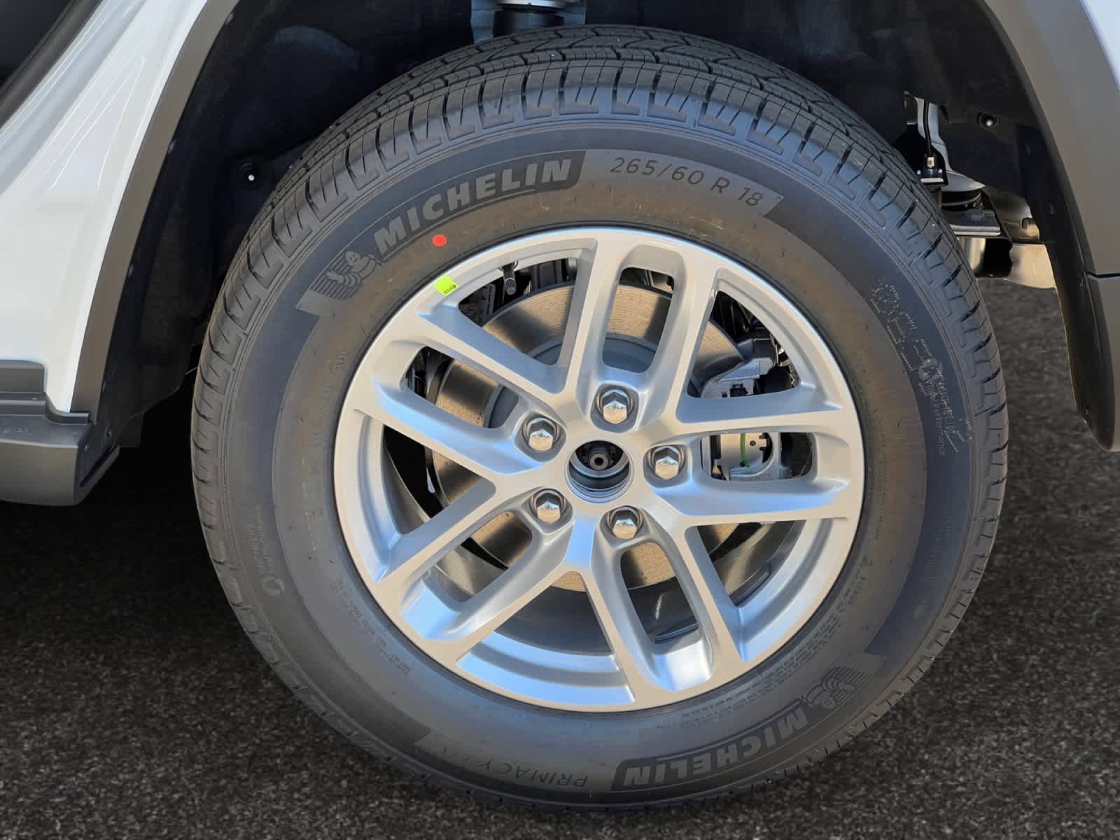 new 2025 Jeep Grand Cherokee car, priced at $37,680