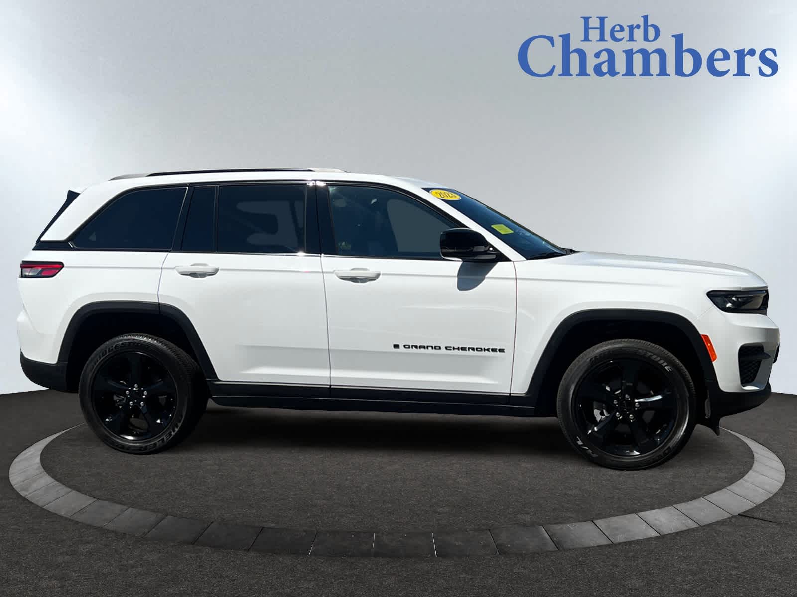 used 2023 Jeep Grand Cherokee car, priced at $33,797
