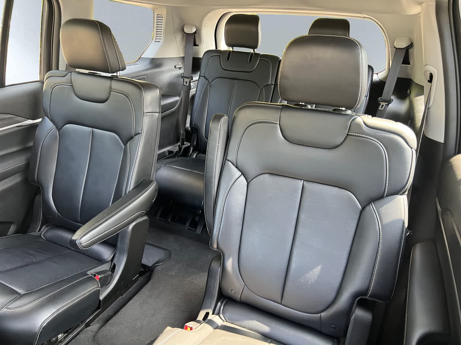used 2021 Jeep Grand Cherokee L car, priced at $28,998