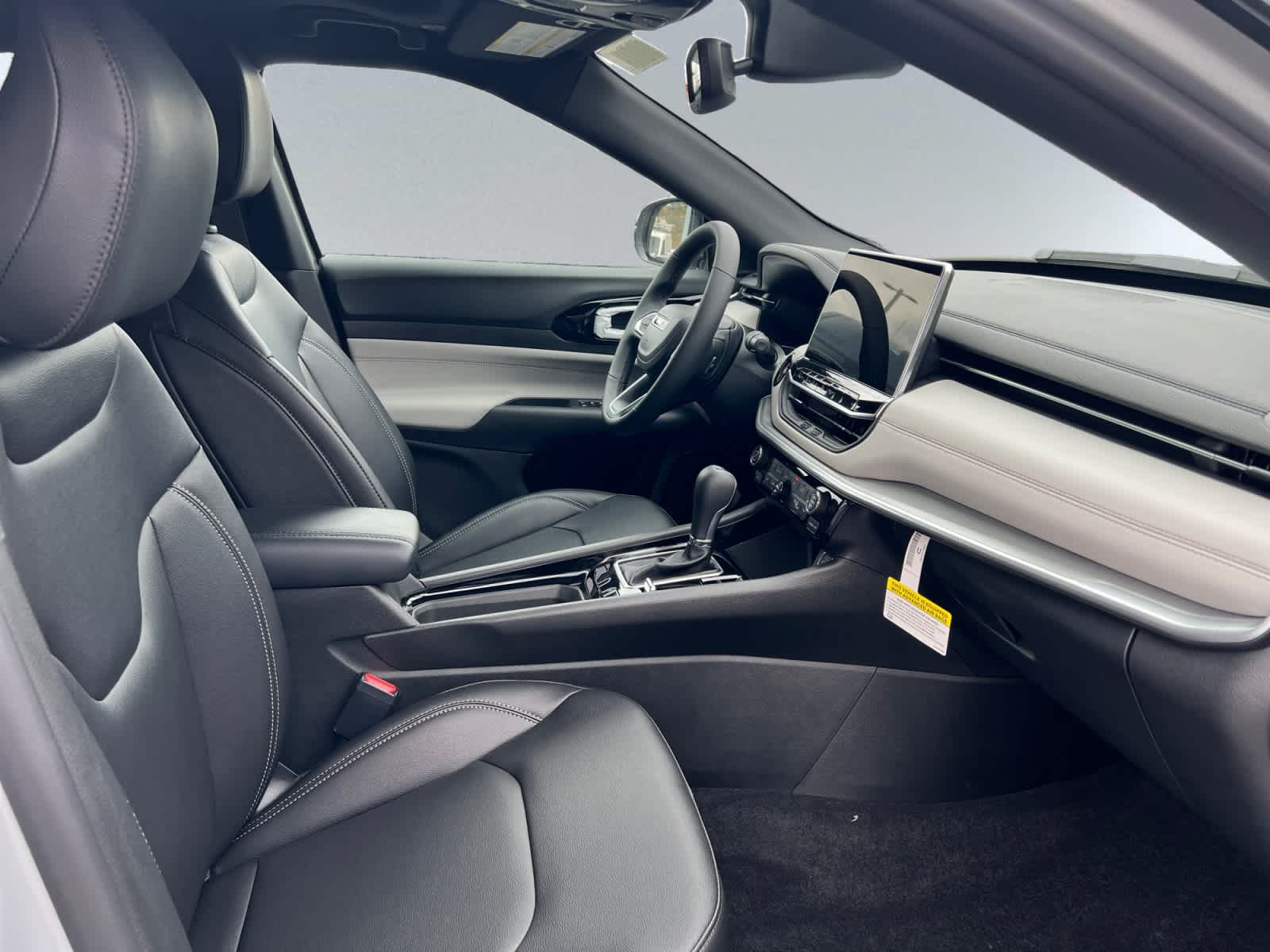 new 2026 Jeep Compass car, priced at $38,625