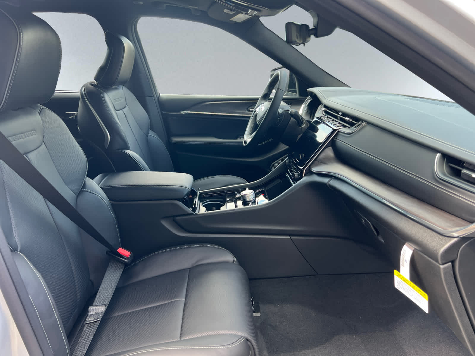 new 2025 Jeep Grand Cherokee car, priced at $63,230