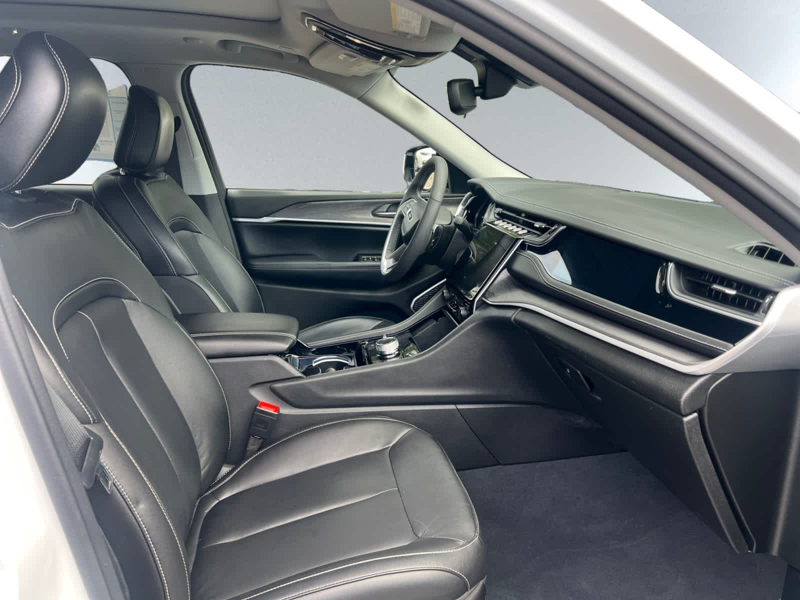 used 2022 Jeep Grand Cherokee 4xe car, priced at $31,197