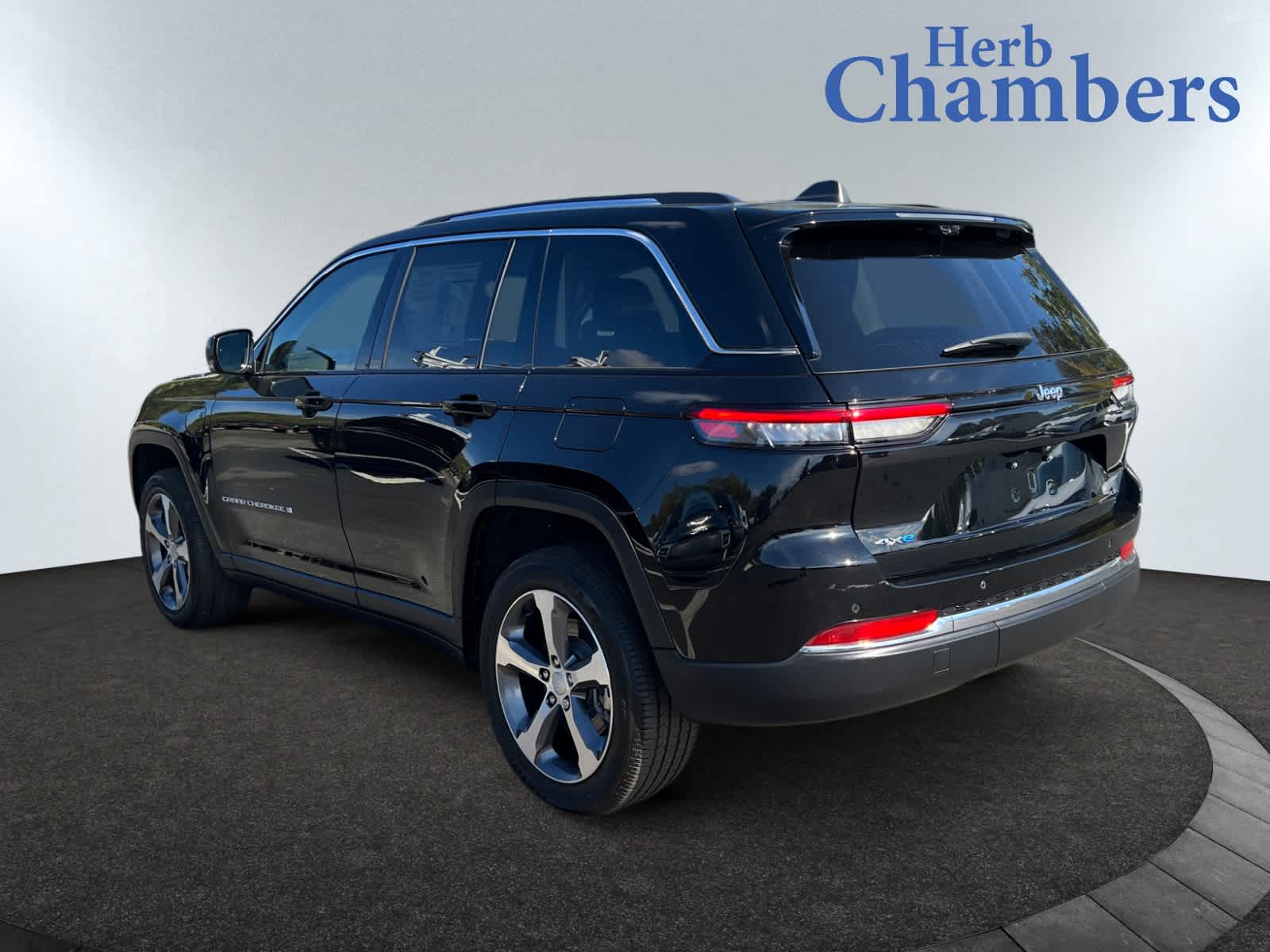 used 2023 Jeep Grand Cherokee 4xe car, priced at $33,497