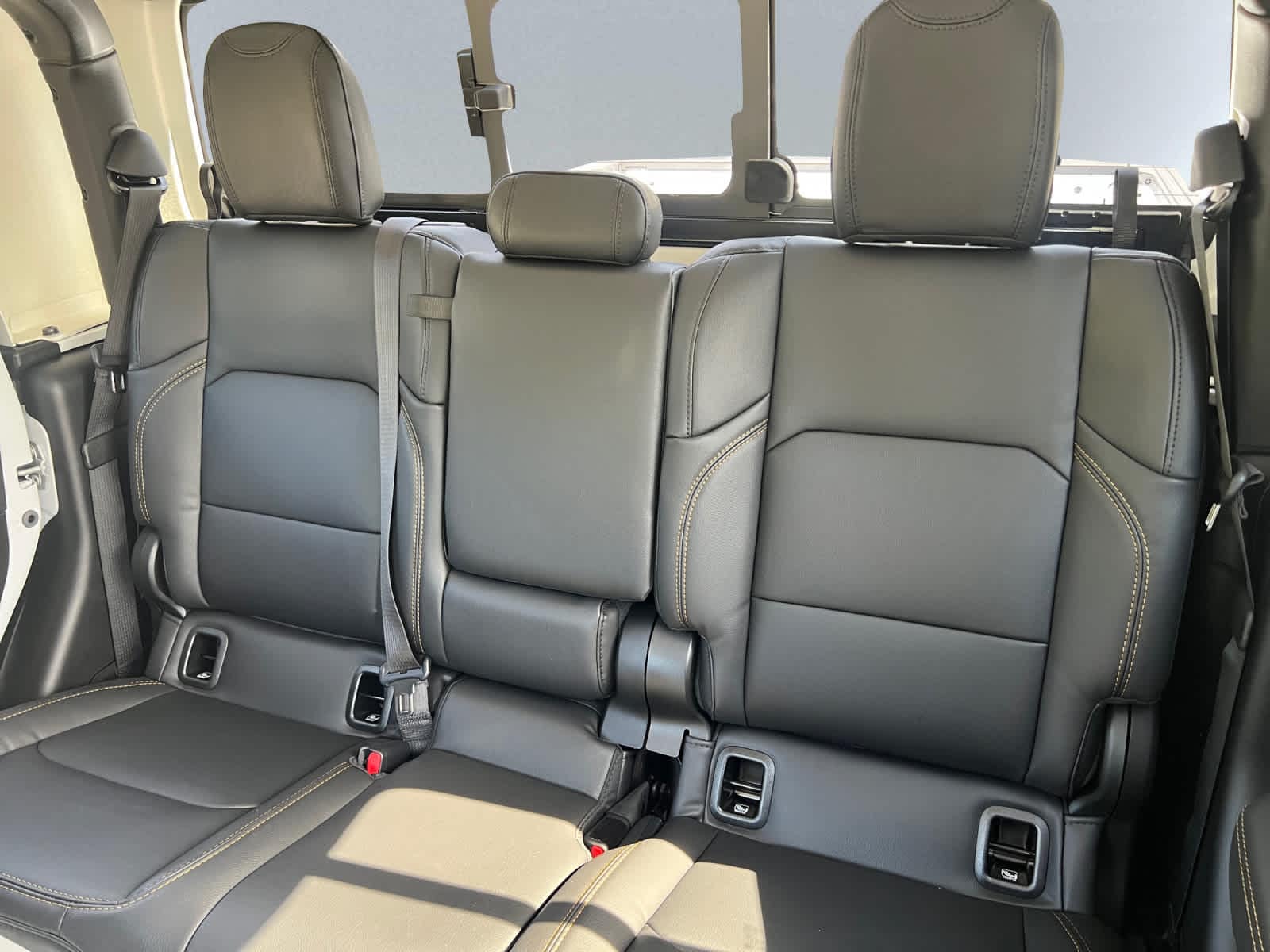 new 2025 Jeep Gladiator car, priced at $46,155