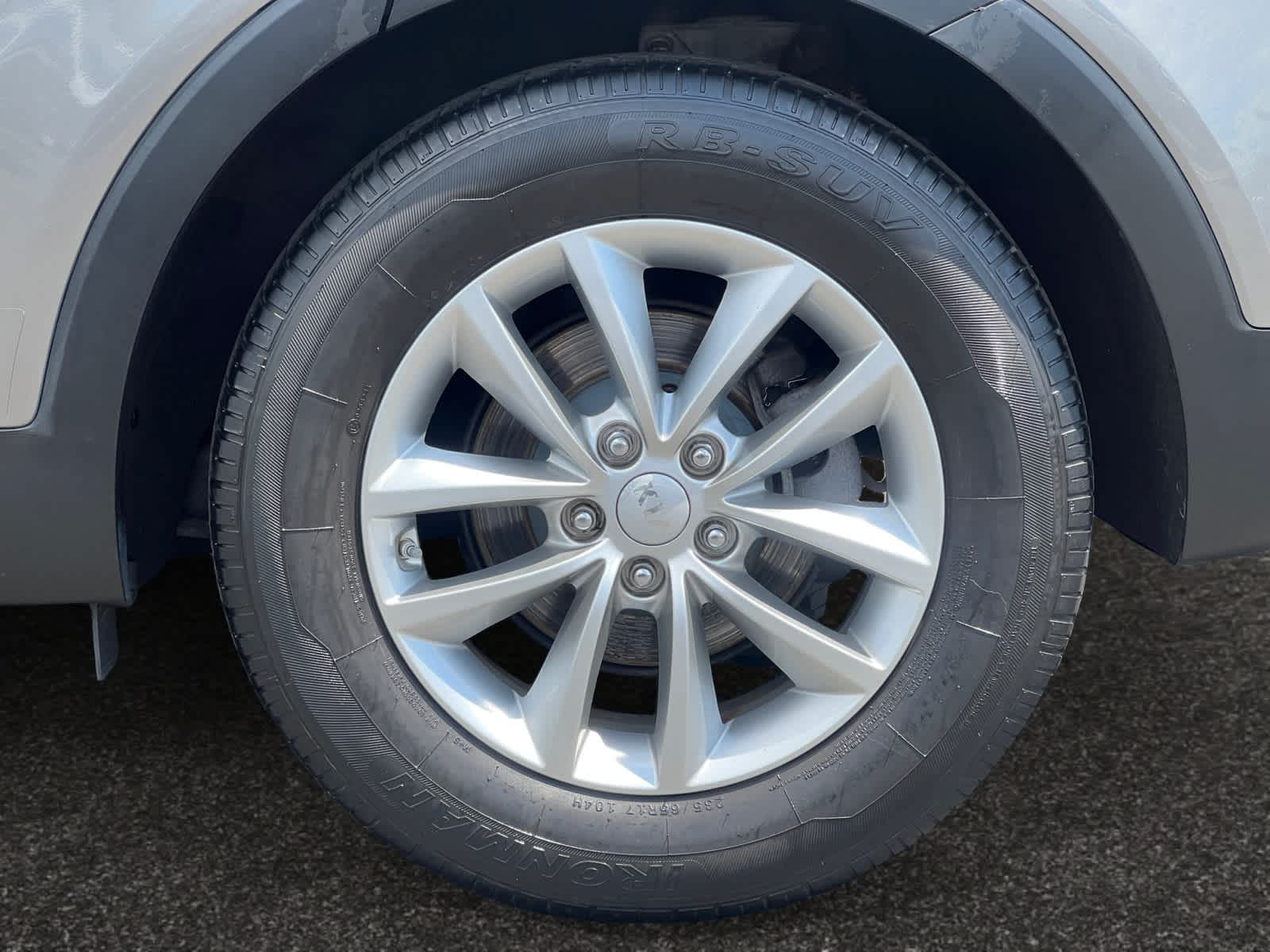 used 2016 Kia Sorento car, priced at $13,998