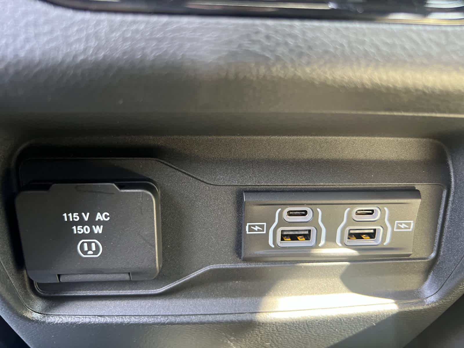 new 2025 Jeep Grand Cherokee car, priced at $44,675