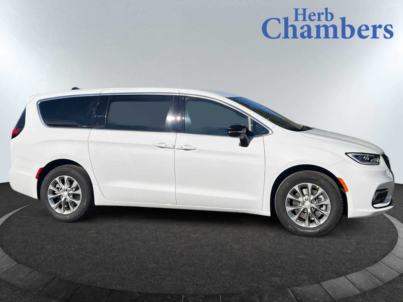 new 2026 Chrysler Pacifica car, priced at $48,360