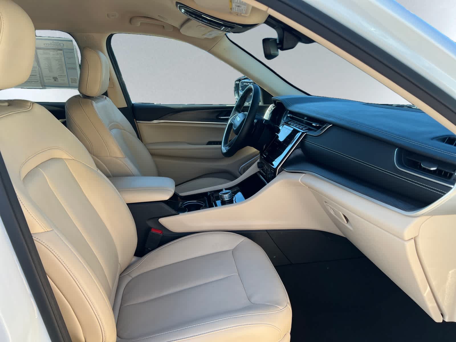 used 2021 Jeep Grand Cherokee L car, priced at $30,197