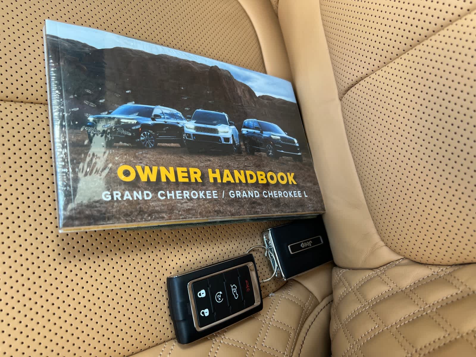 new 2025 Jeep Grand Cherokee car, priced at $63,865