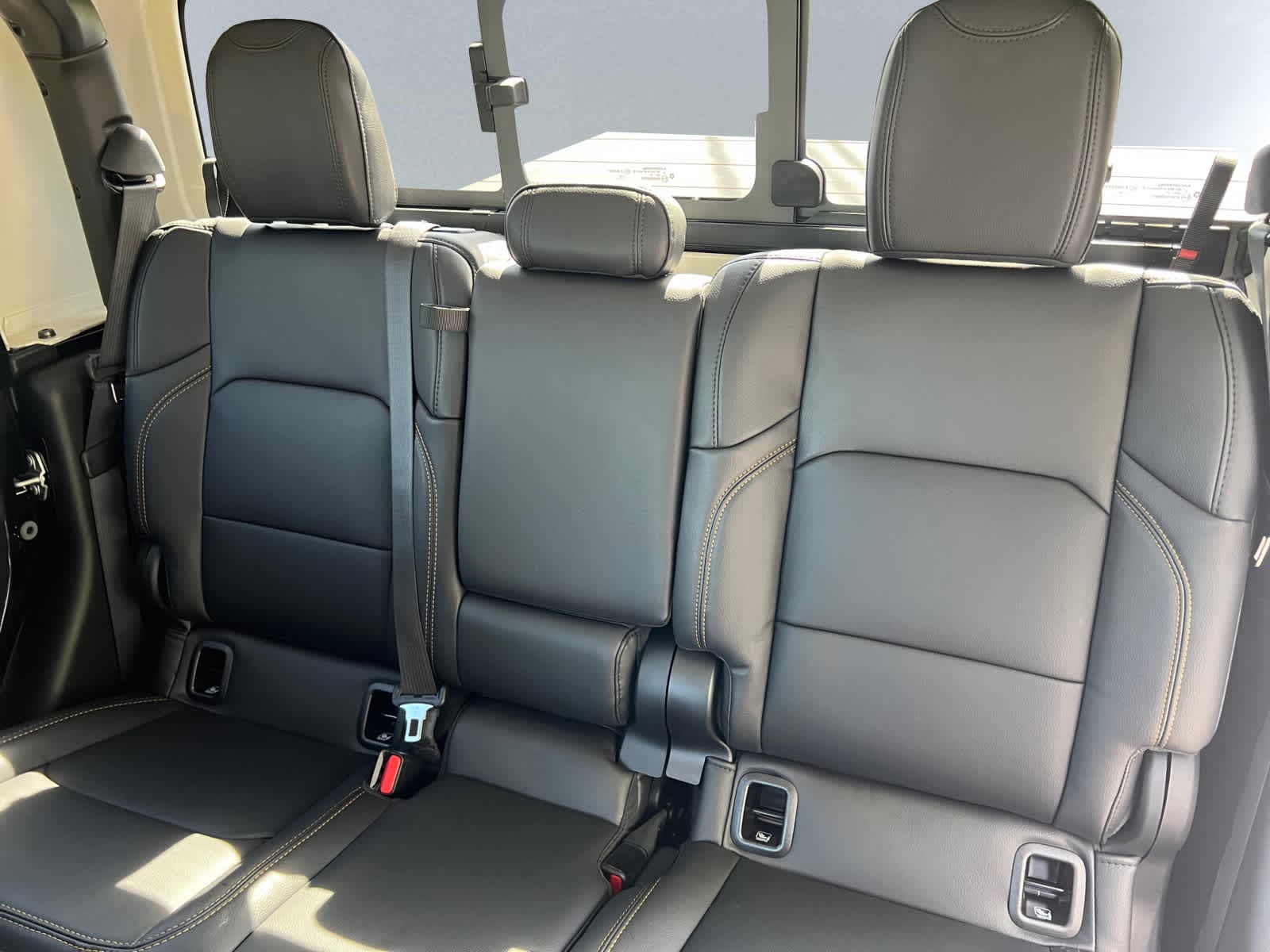 new 2025 Jeep Gladiator car, priced at $55,925