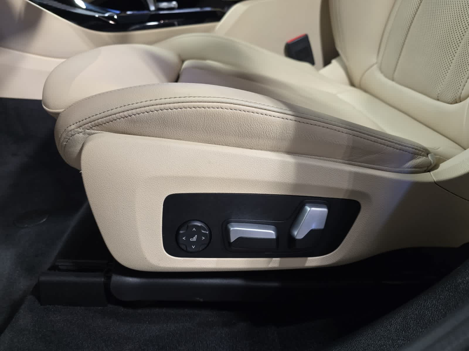 used 2022 BMW X3 car, priced at $30,297