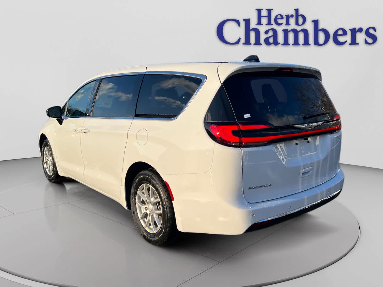 new 2026 Chrysler Pacifica car, priced at $46,335