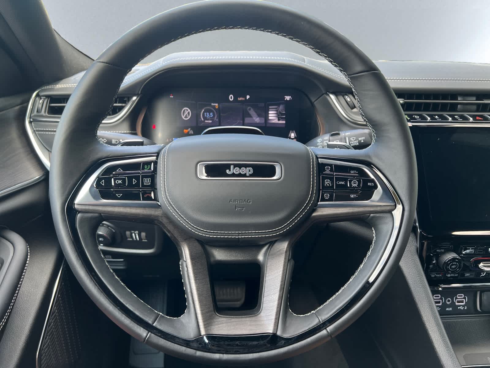 new 2025 Jeep Grand Cherokee car, priced at $65,125