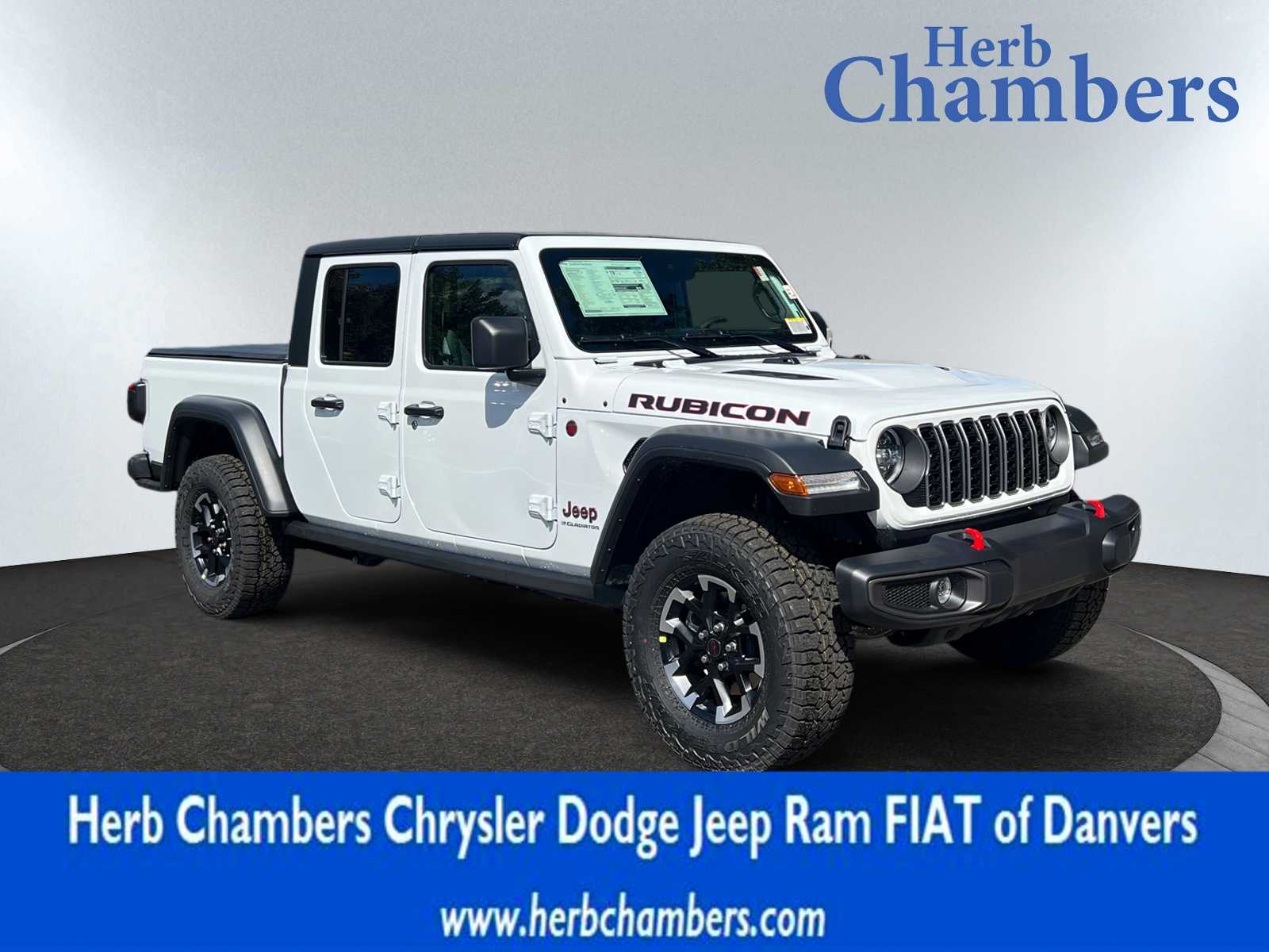 new 2025 Jeep Gladiator car, priced at $57,595