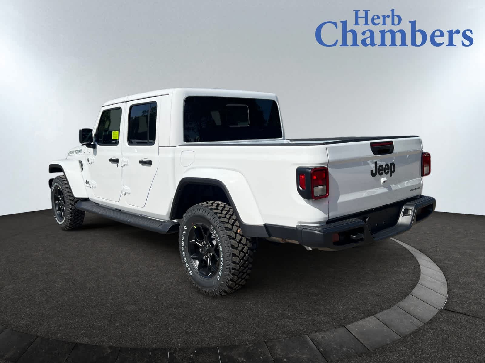 new 2025 Jeep Gladiator car, priced at $46,155