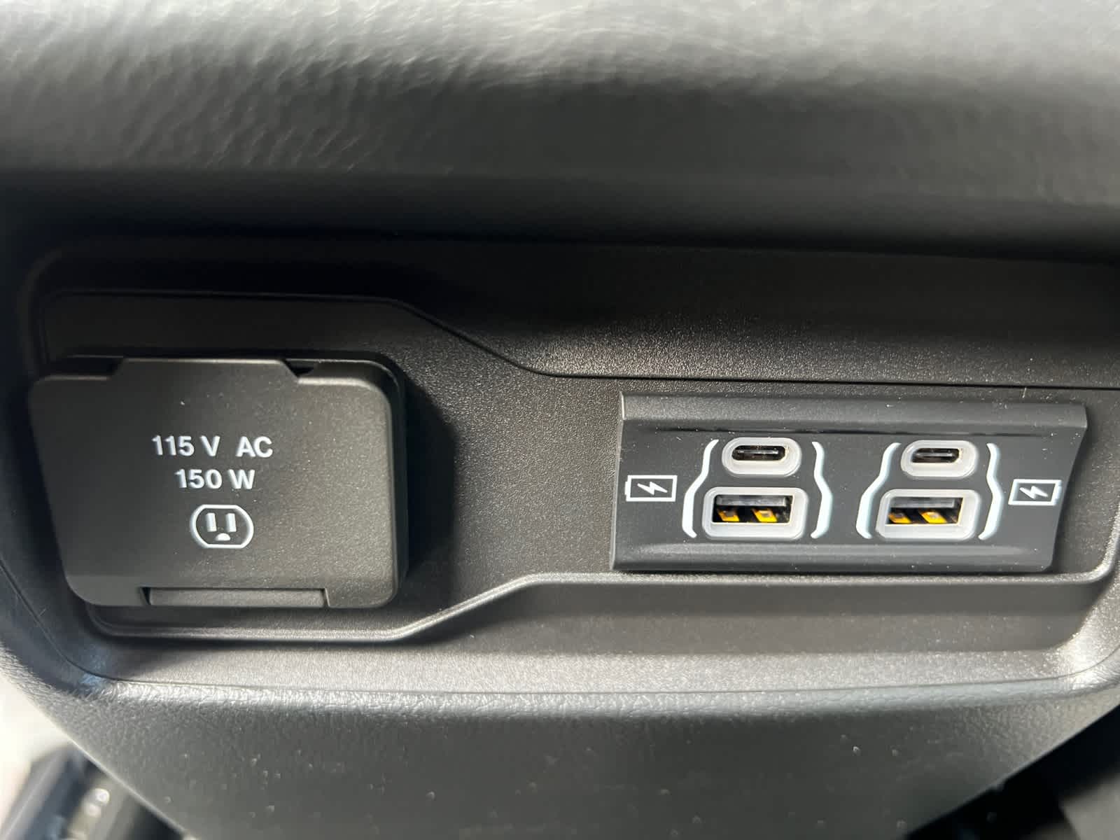 new 2025 Jeep Grand Cherokee car, priced at $44,275