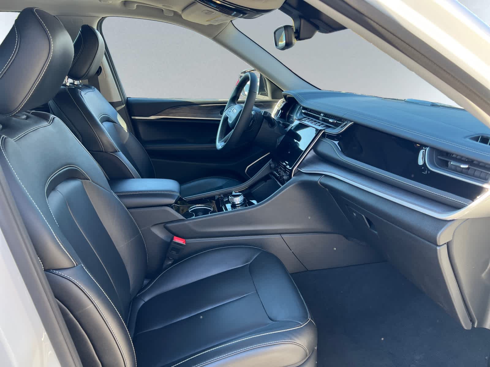 used 2022 Jeep Grand Cherokee 4xe car, priced at $35,497