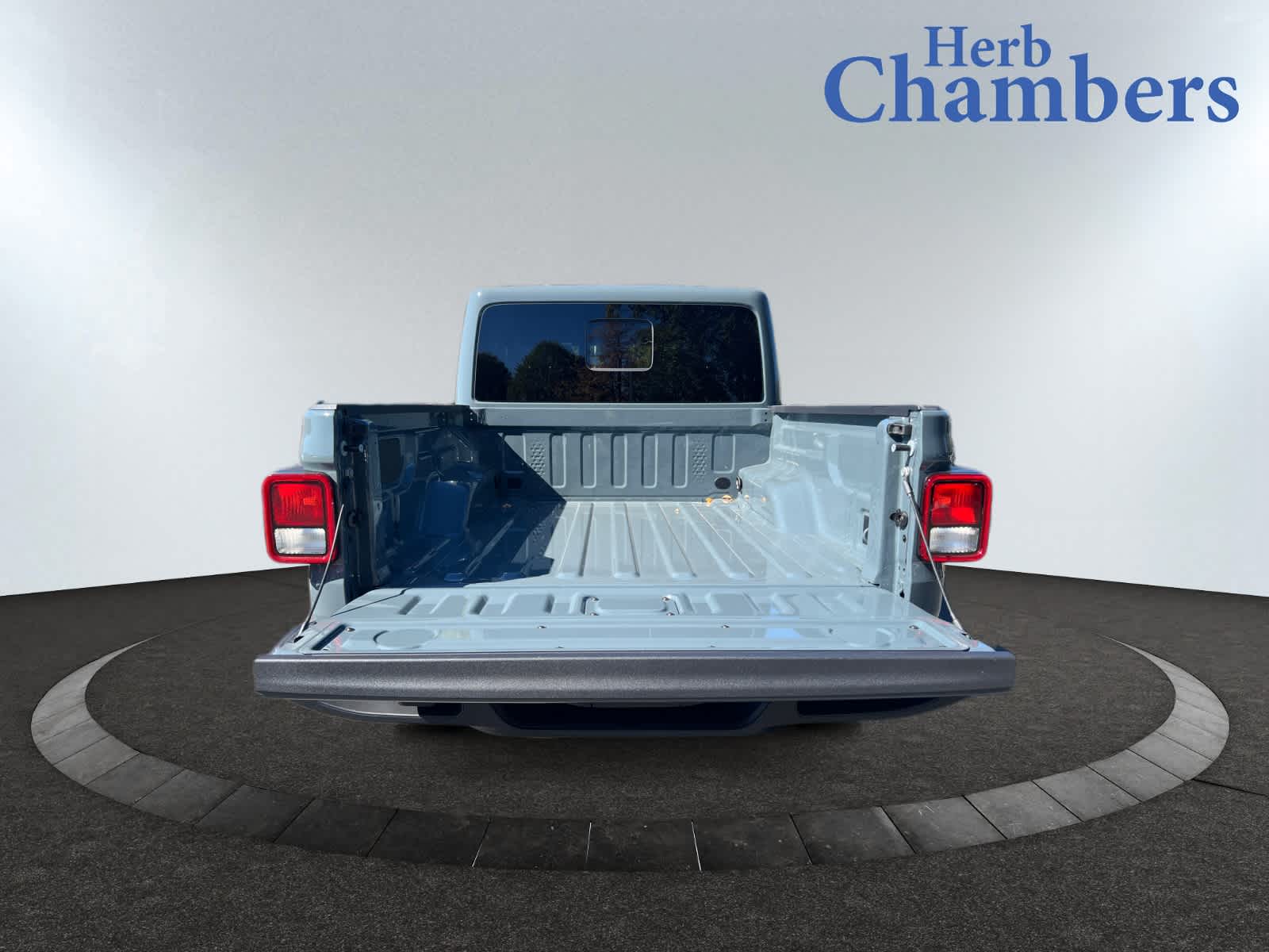 new 2025 Jeep Gladiator car, priced at $46,750