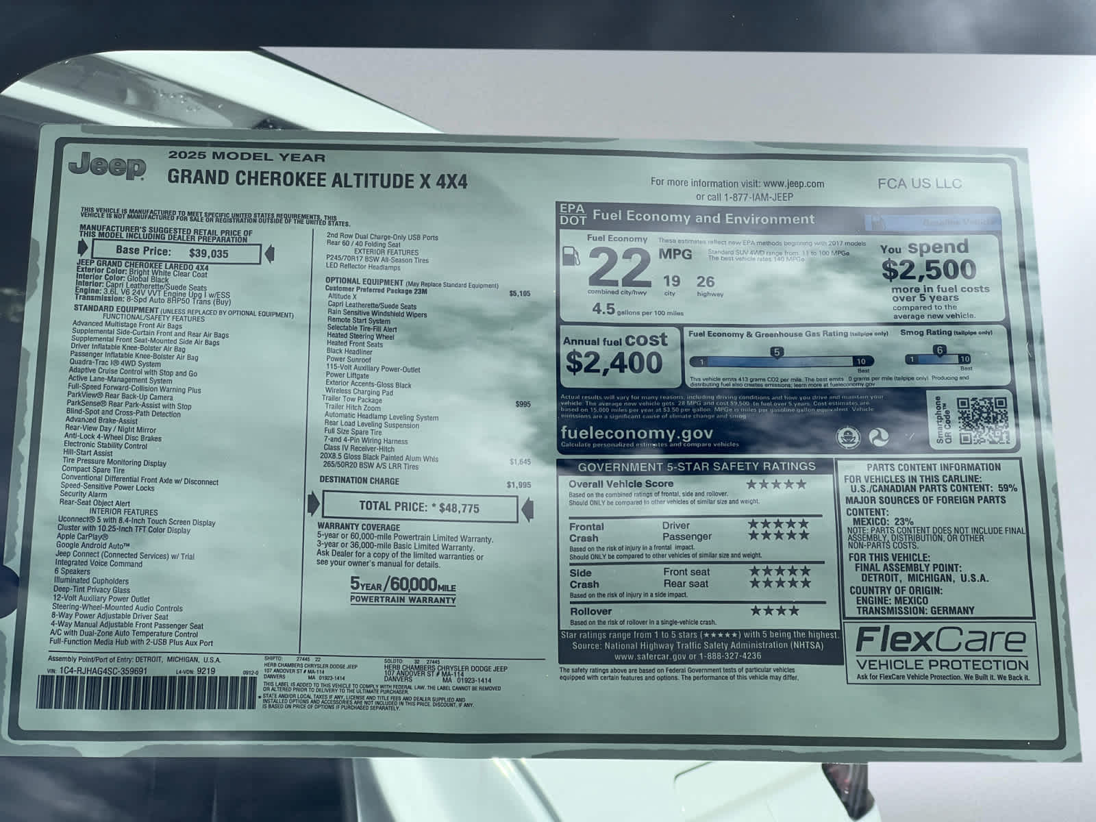 new 2025 Jeep Grand Cherokee car, priced at $44,675