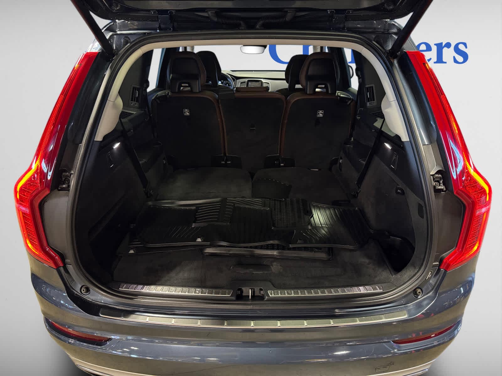 used 2020 Volvo XC90 car, priced at $25,286