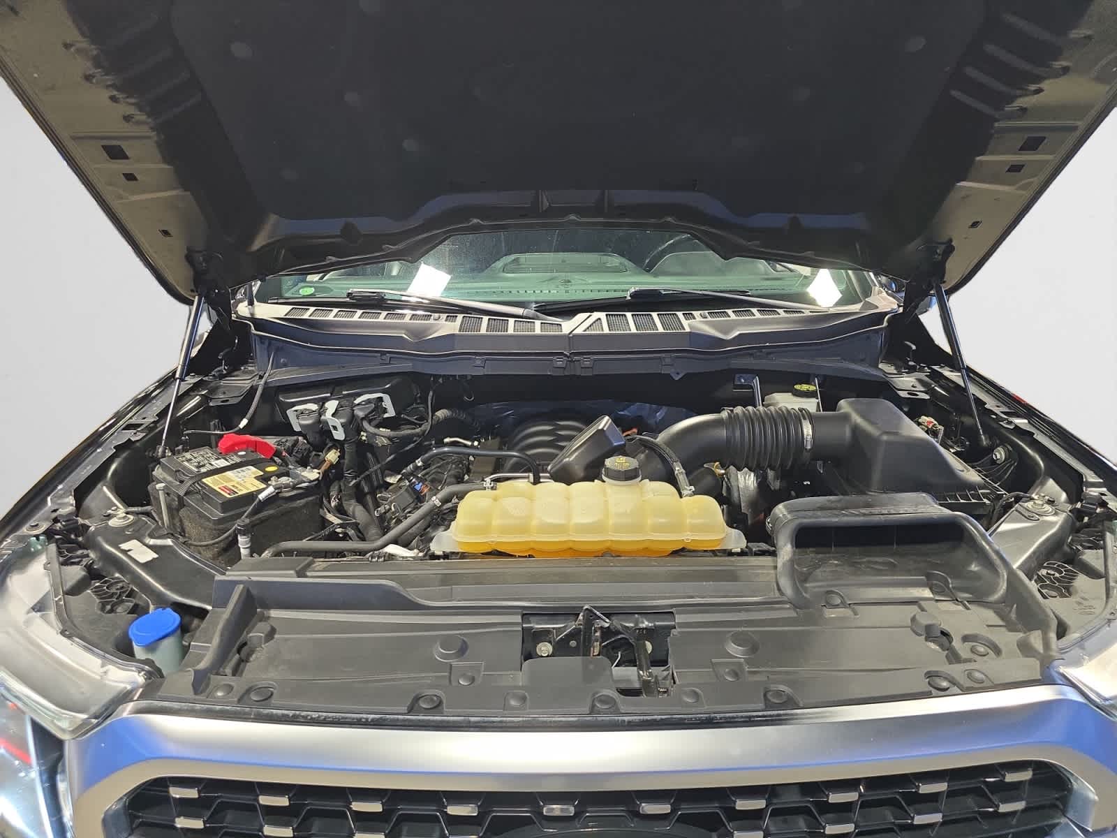 used 2022 Ford F-150 car, priced at $38,987