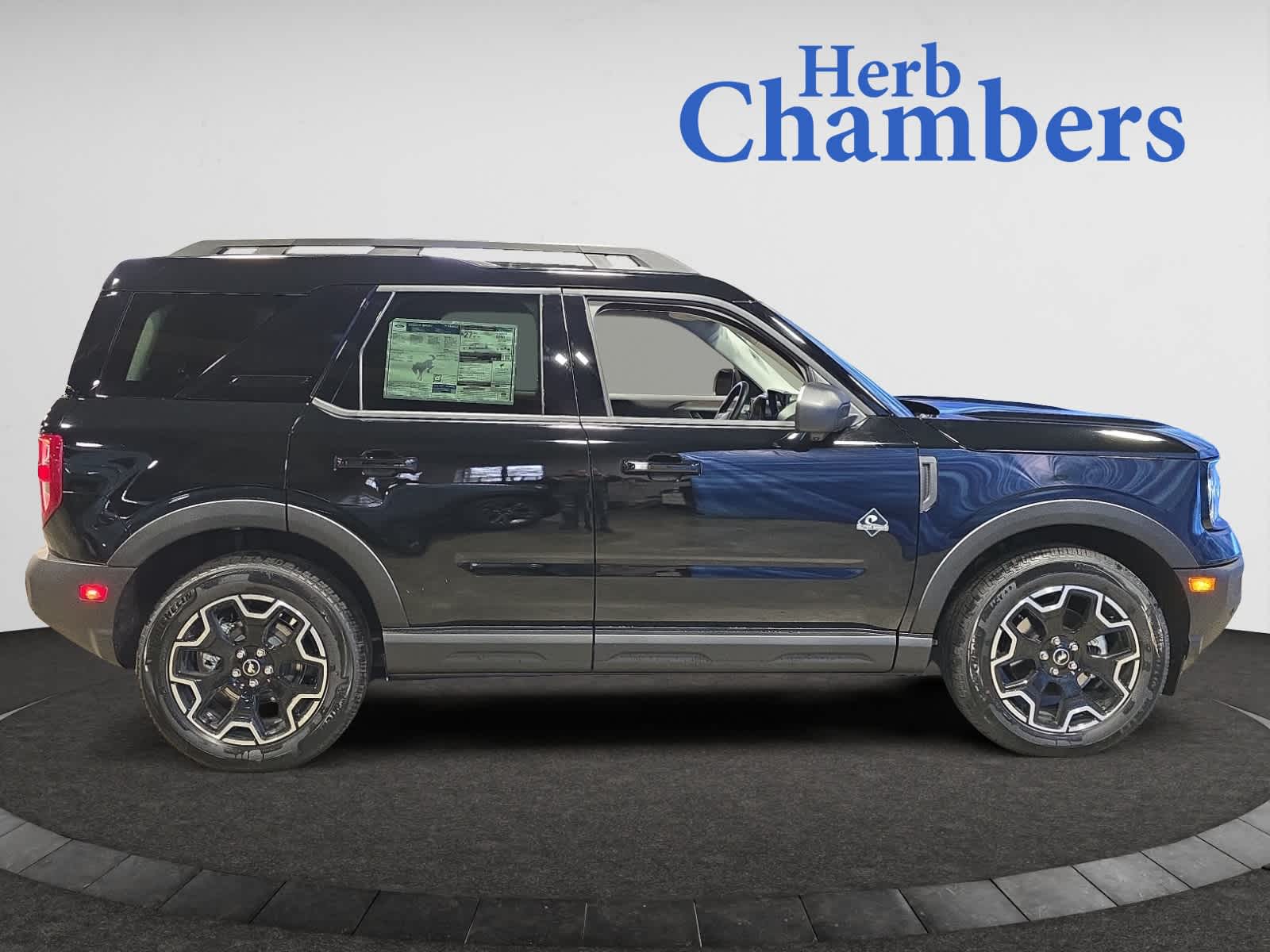 new 2025 Ford Bronco Sport car, priced at $39,995