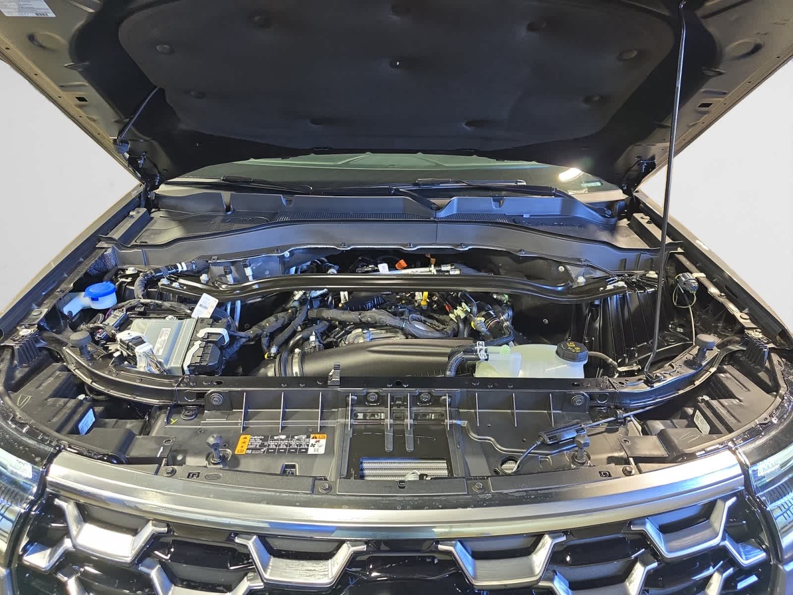 new 2025 Ford Explorer car, priced at $58,660