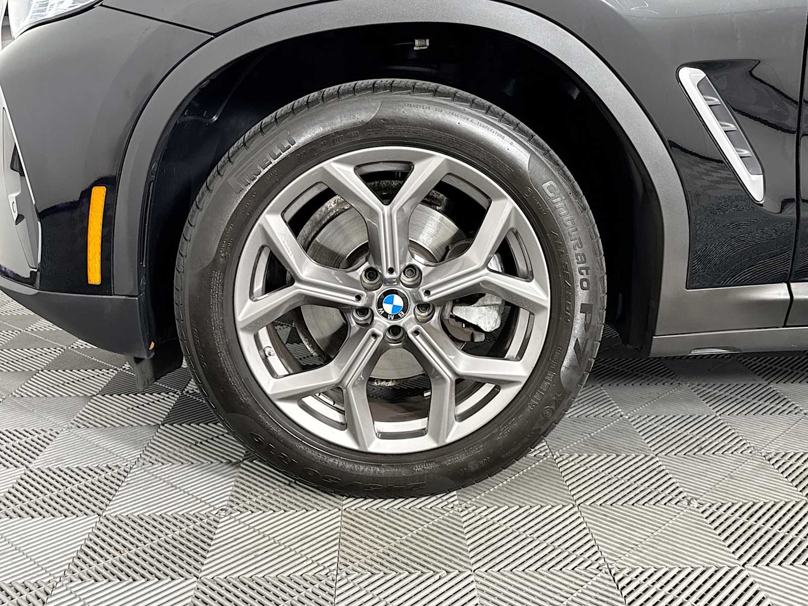 used 2022 BMW X3 car, priced at $34,097