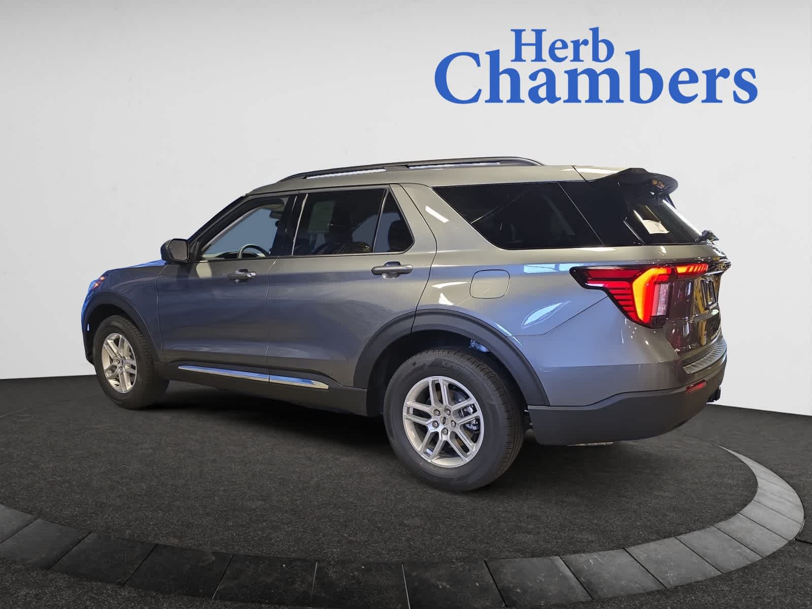 new 2025 Ford Explorer car, priced at $42,134
