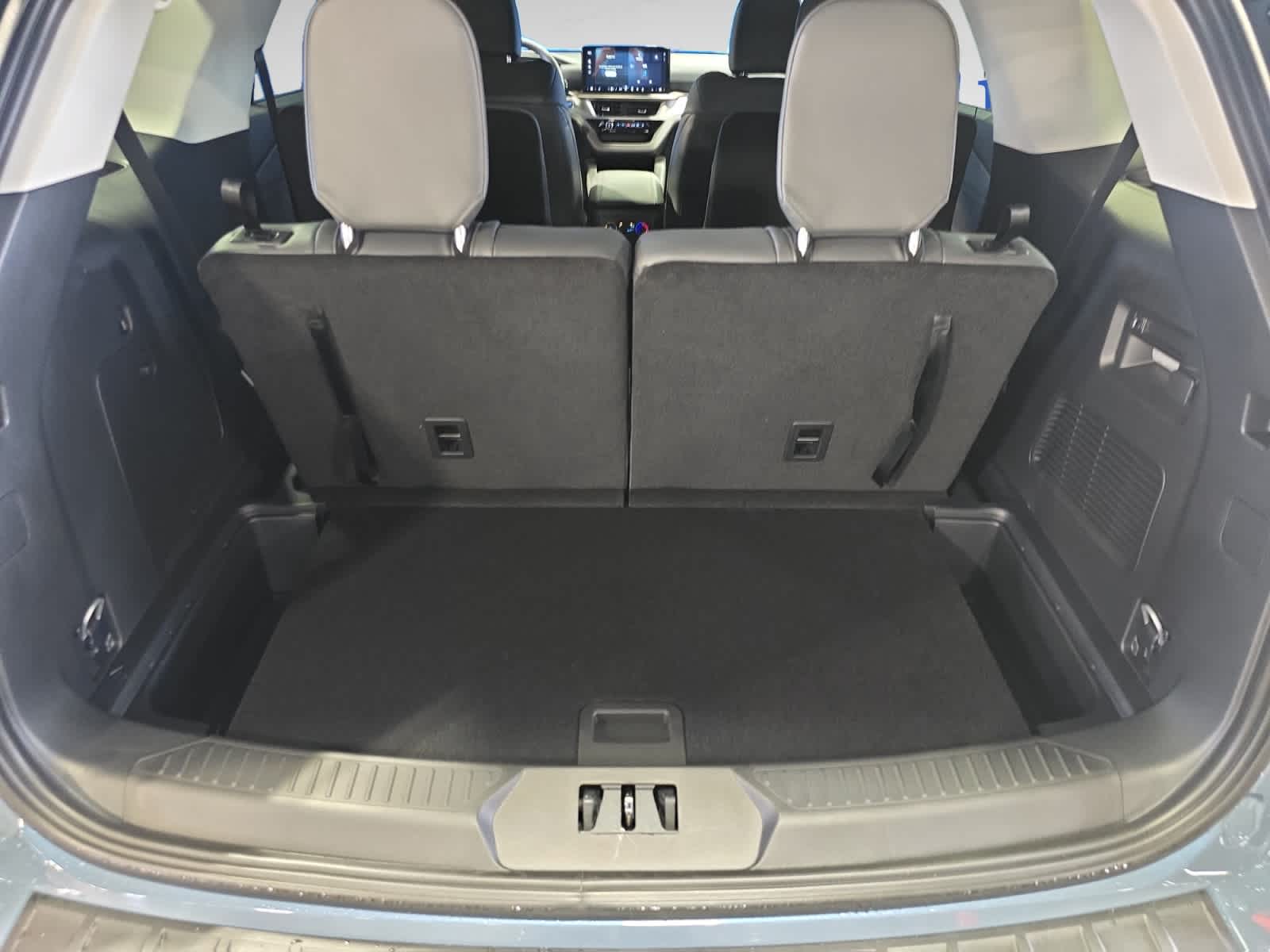 new 2025 Ford Explorer car, priced at $48,800