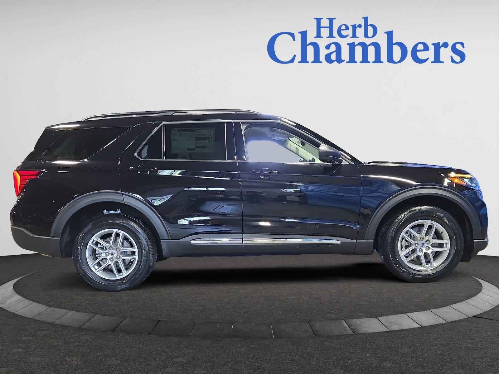 new 2025 Ford Explorer car, priced at $43,380
