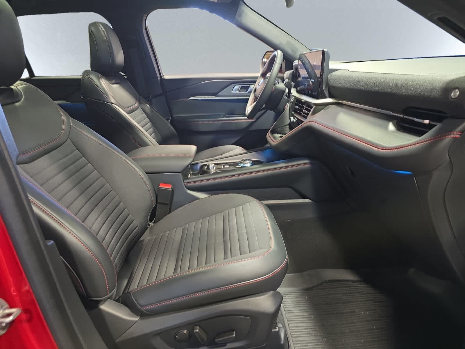 new 2025 Ford Explorer car, priced at $51,795