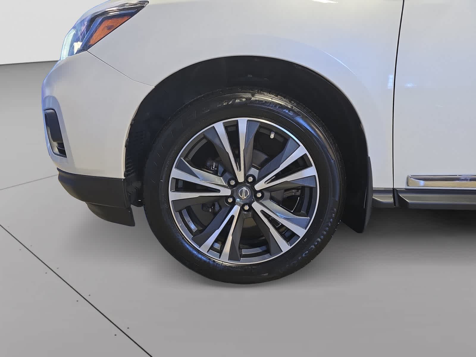 used 2018 Nissan Pathfinder car, priced at $15,987