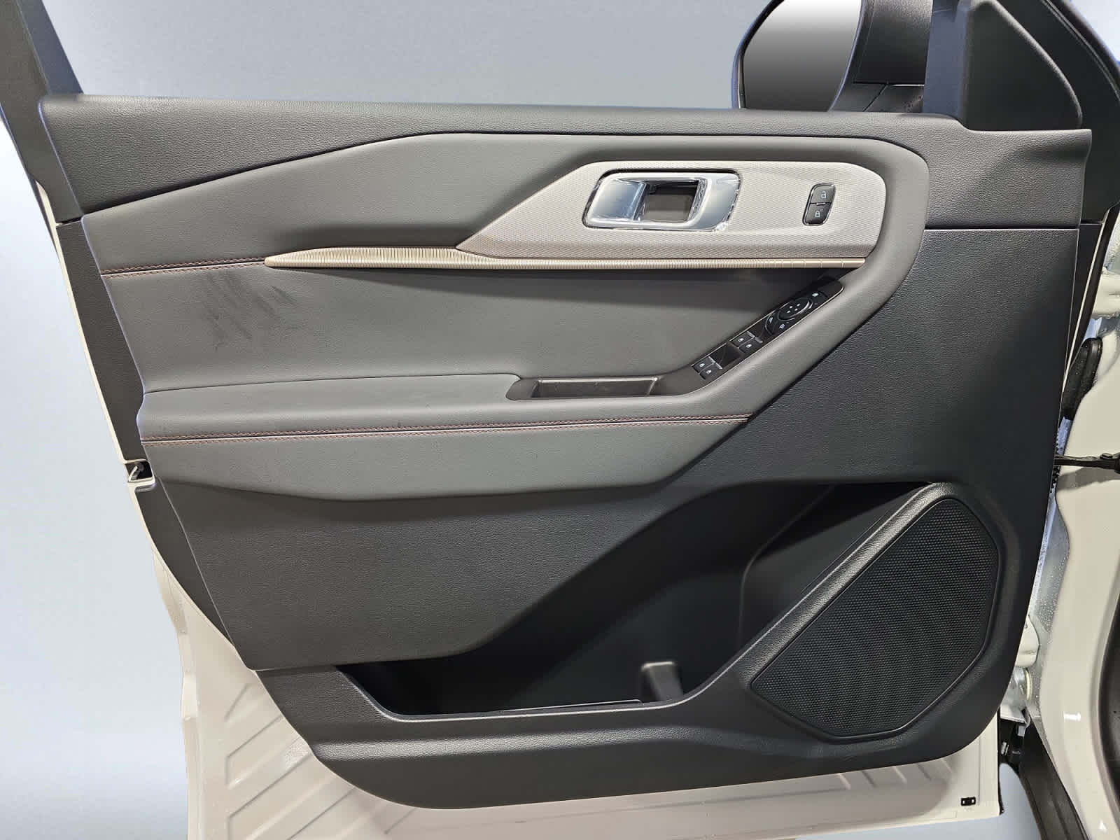 new 2025 Ford Explorer car, priced at $51,150