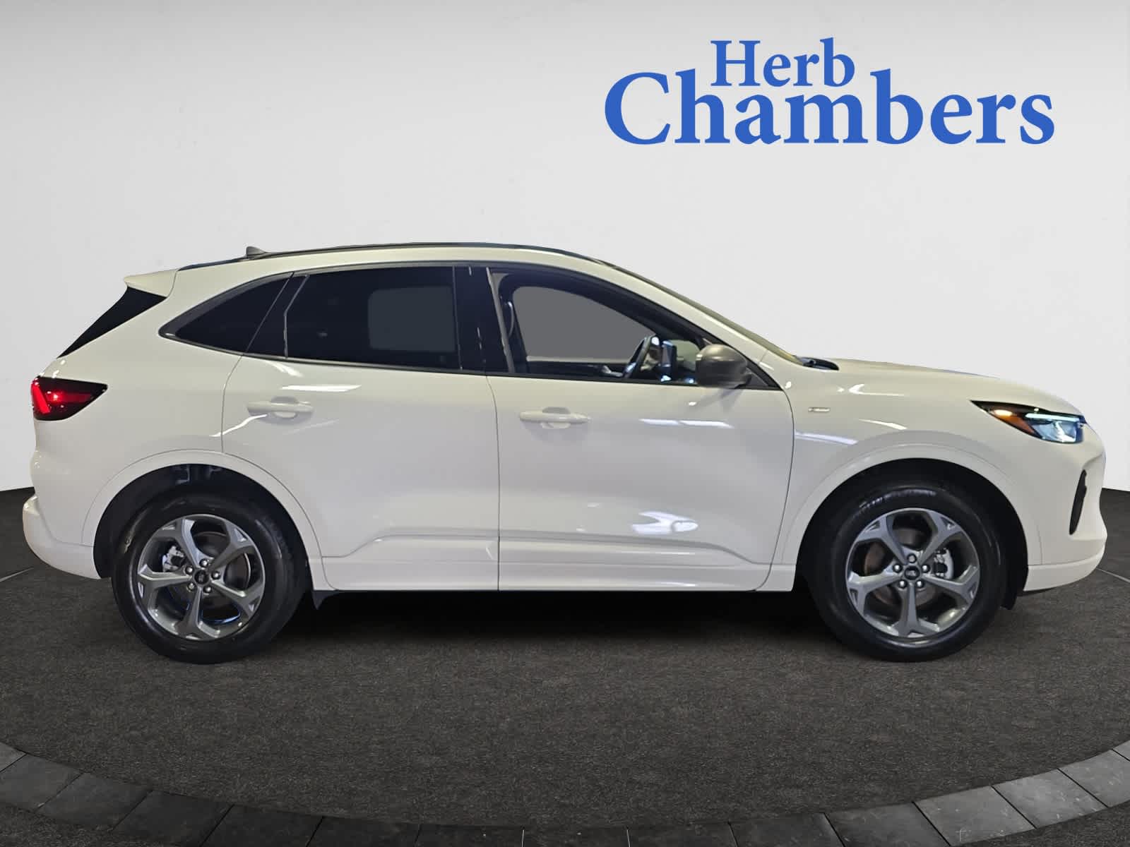 used 2023 Ford Escape car, priced at $25,247