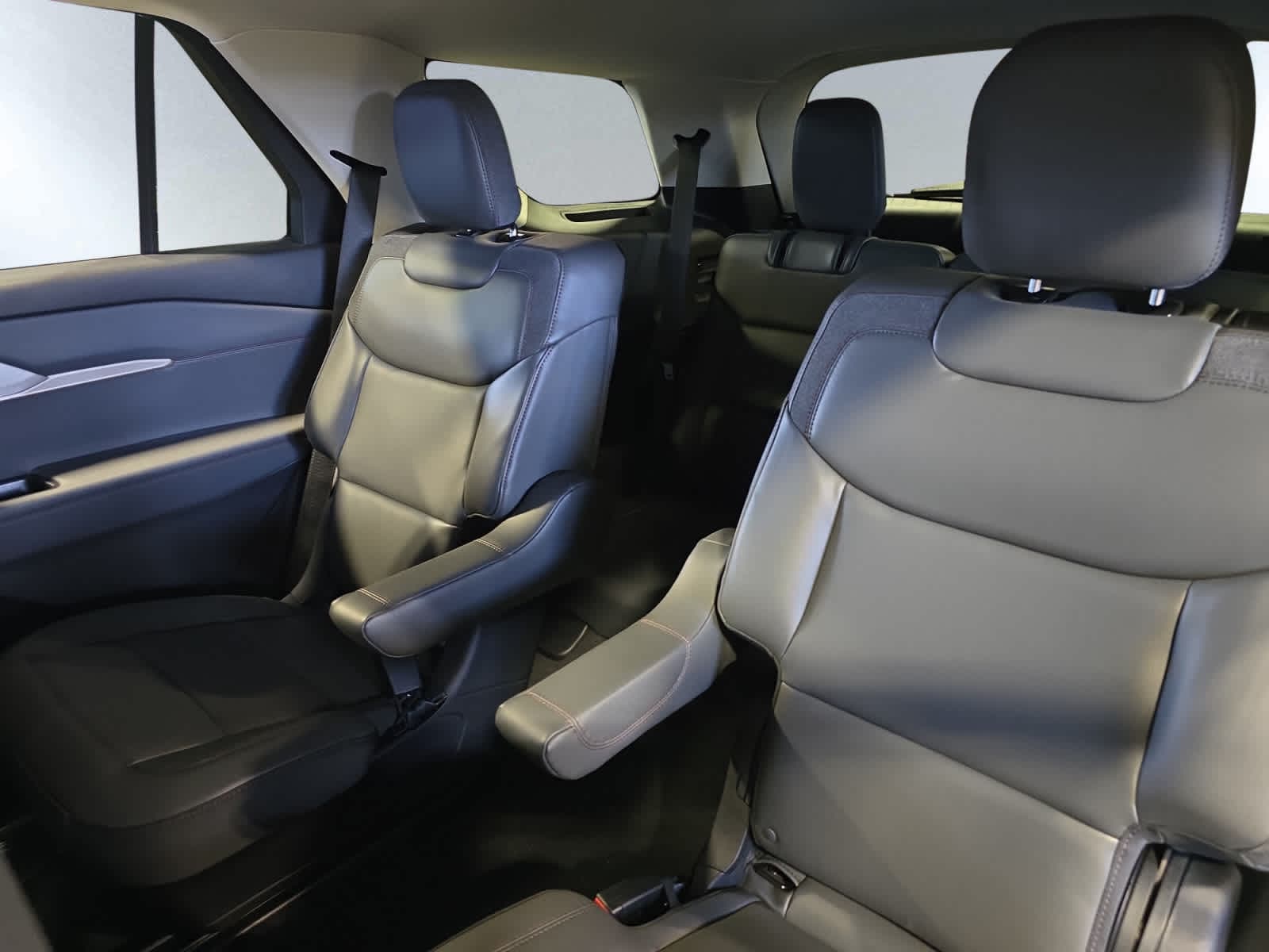 new 2025 Ford Explorer car, priced at $51,010