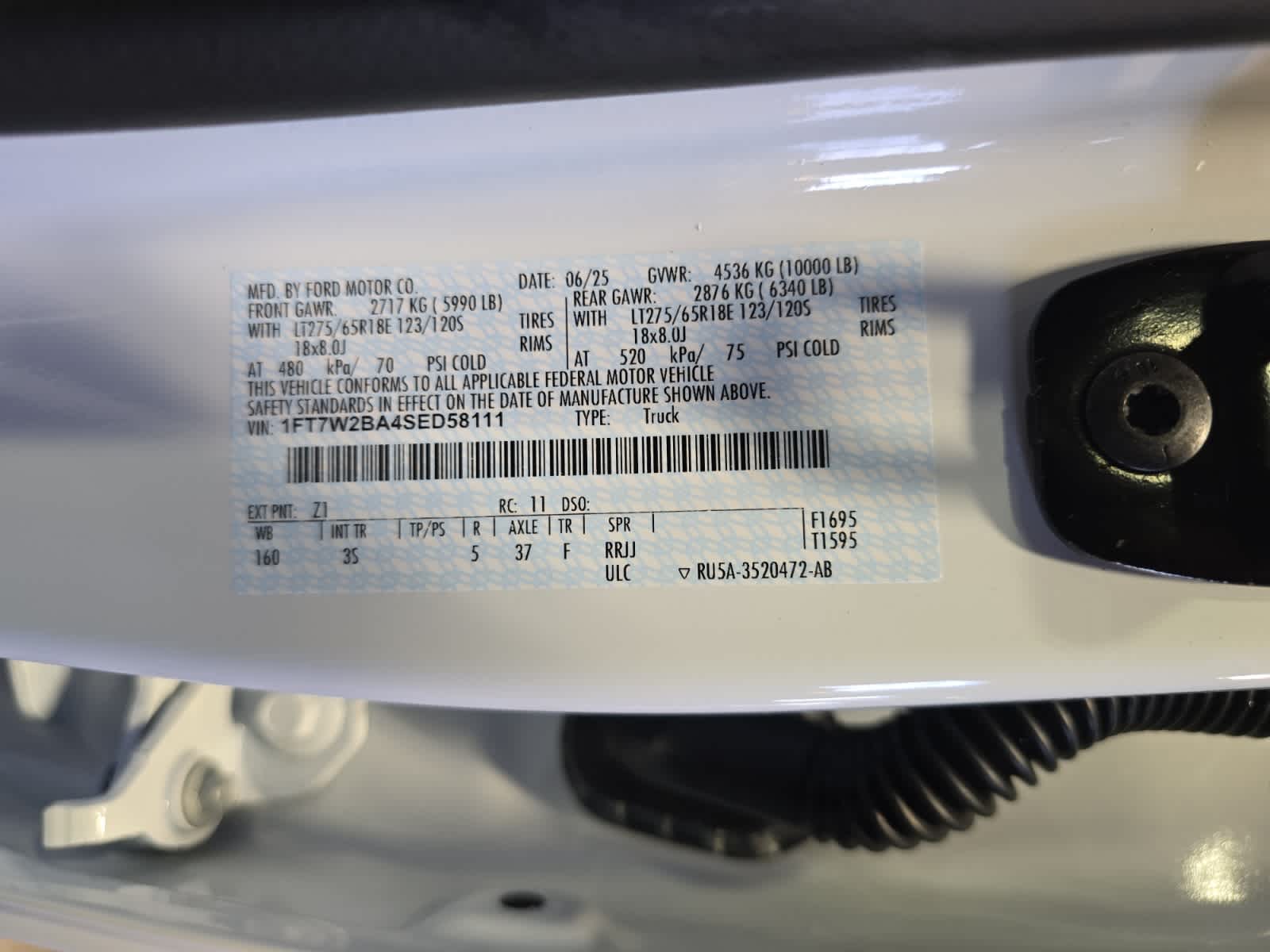 new 2025 Ford Super Duty F-250 SRW car, priced at $58,395