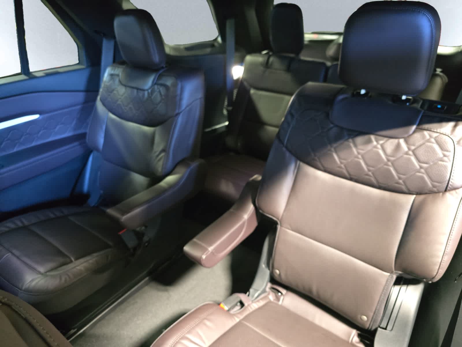 new 2025 Ford Explorer car, priced at $58,660