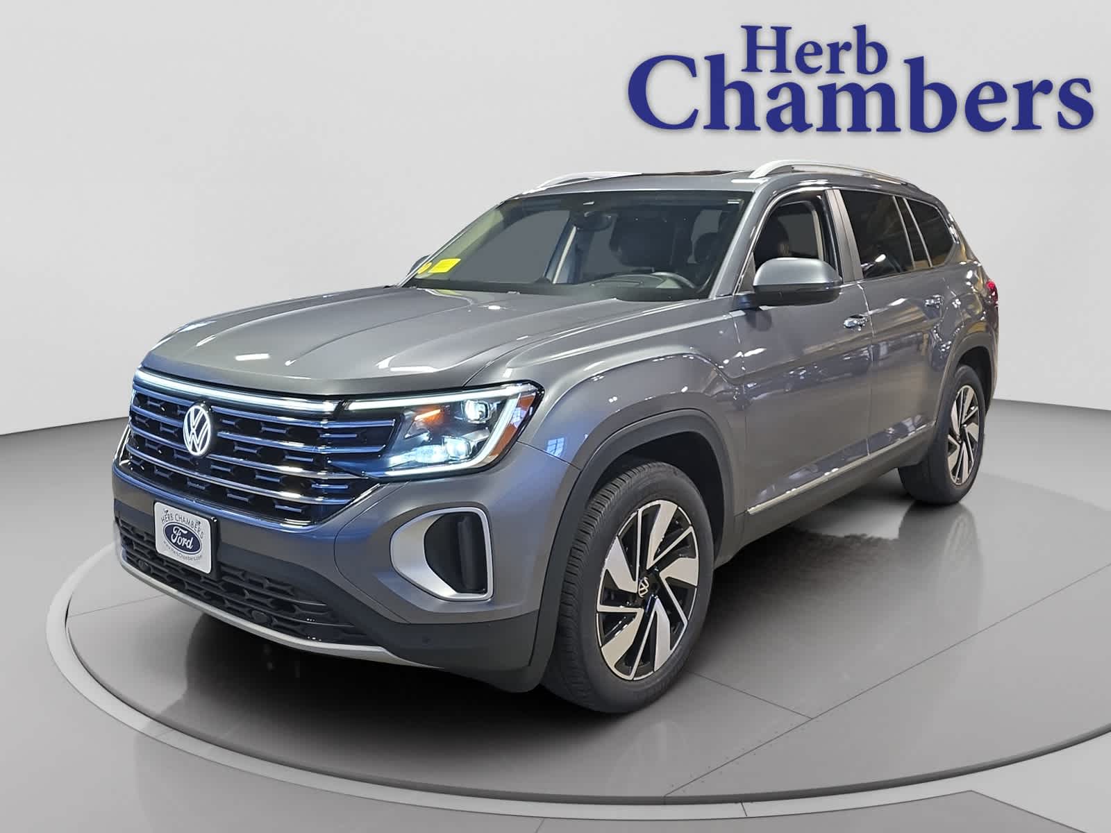 used 2024 Volkswagen Atlas car, priced at $33,485
