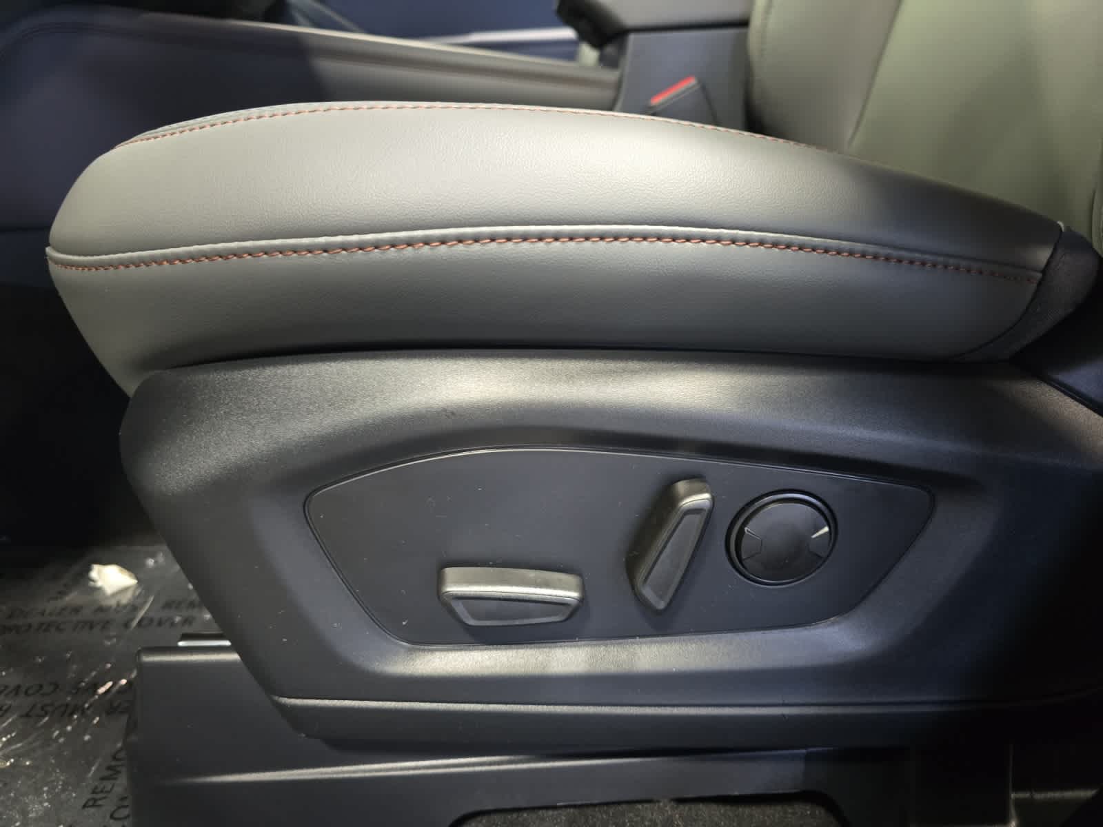 new 2025 Ford Explorer car, priced at $51,150