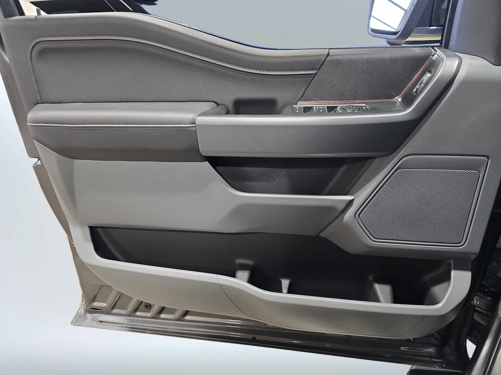 new 2025 Ford F-150 car, priced at $57,295